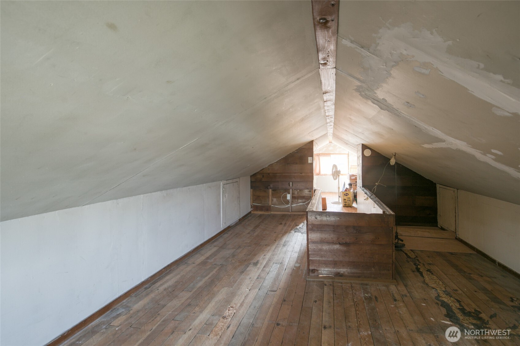 1108 Stockwell Street Property Photo 18