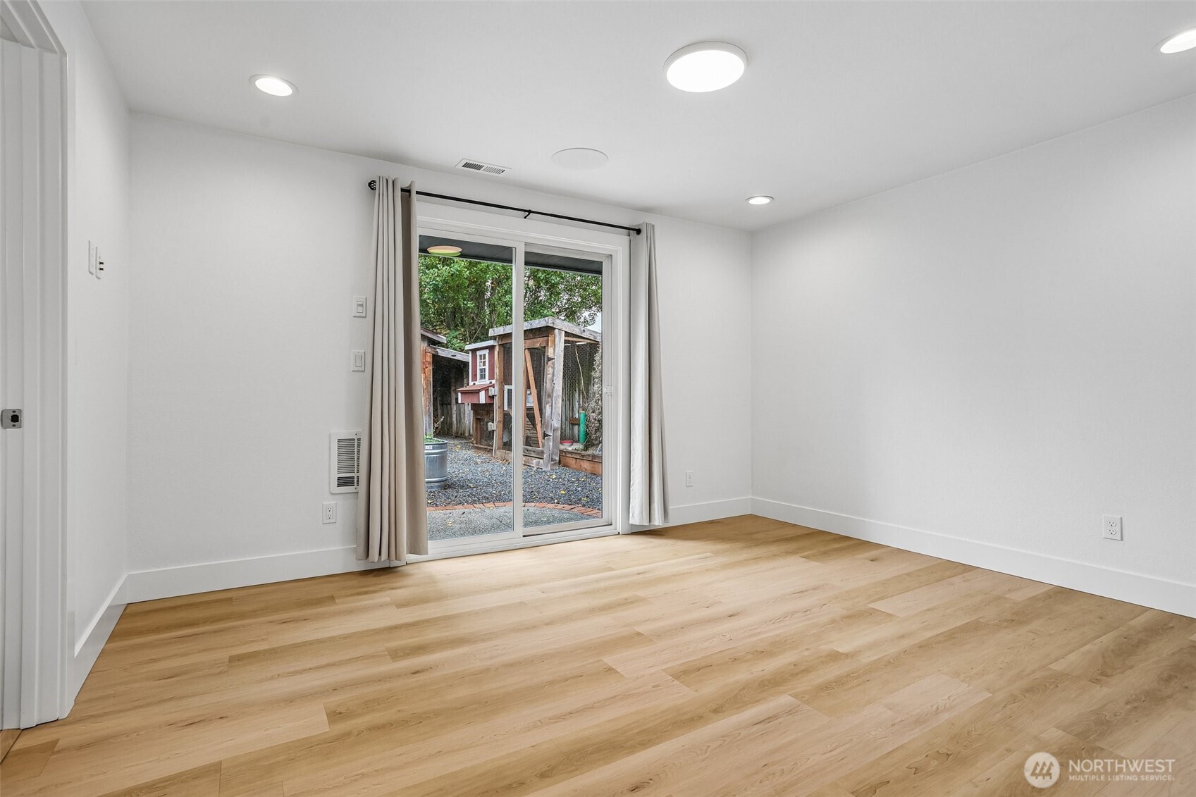 4427 131st Place Property Photo 12