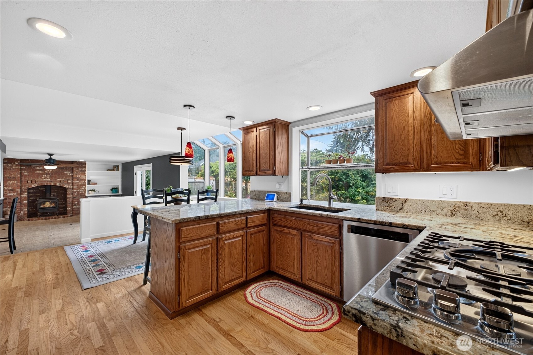 33240 2nd Place Property Photo 10