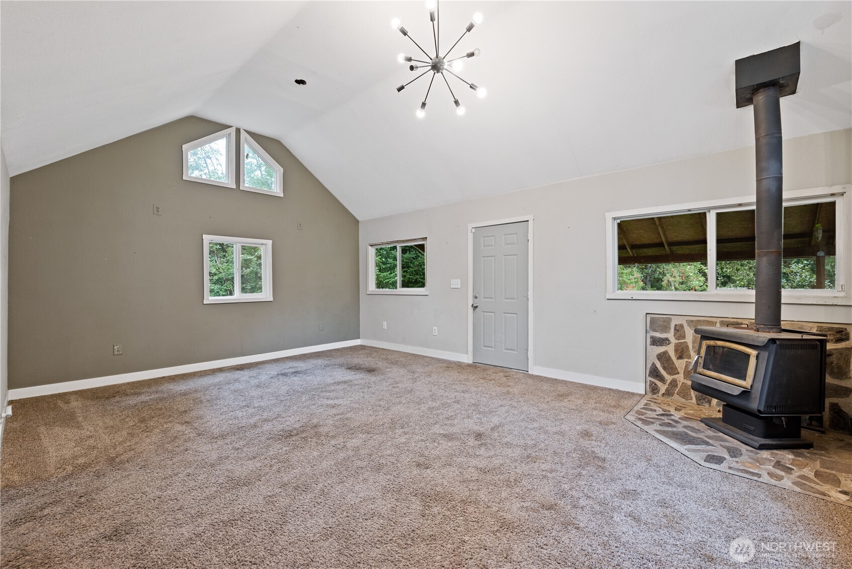 92 Adler Drive Property Photo 3