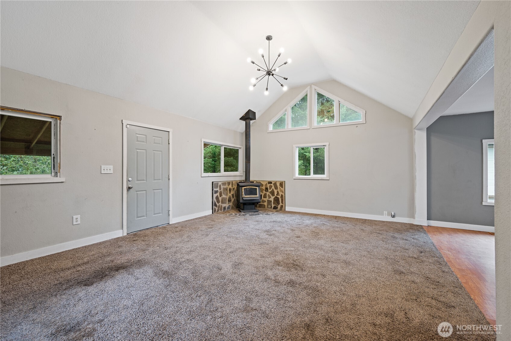 92 Adler Drive Property Photo 4