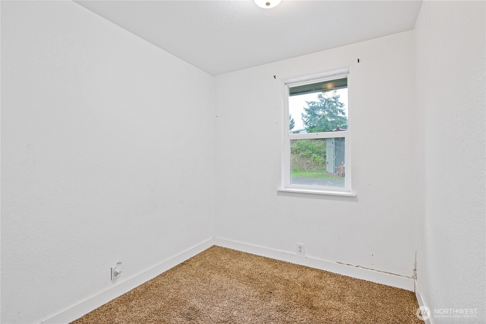 92 Adler Drive Property Photo 12