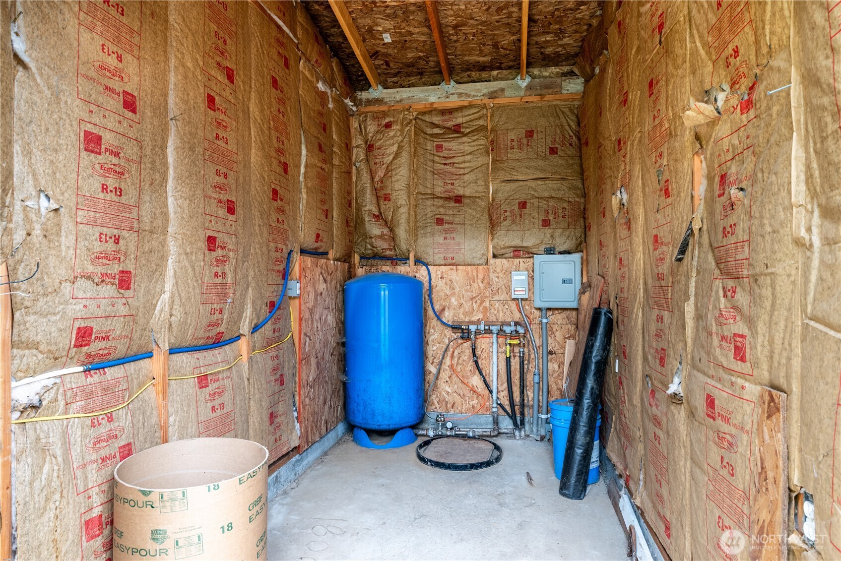 92 Adler Drive Property Photo 22