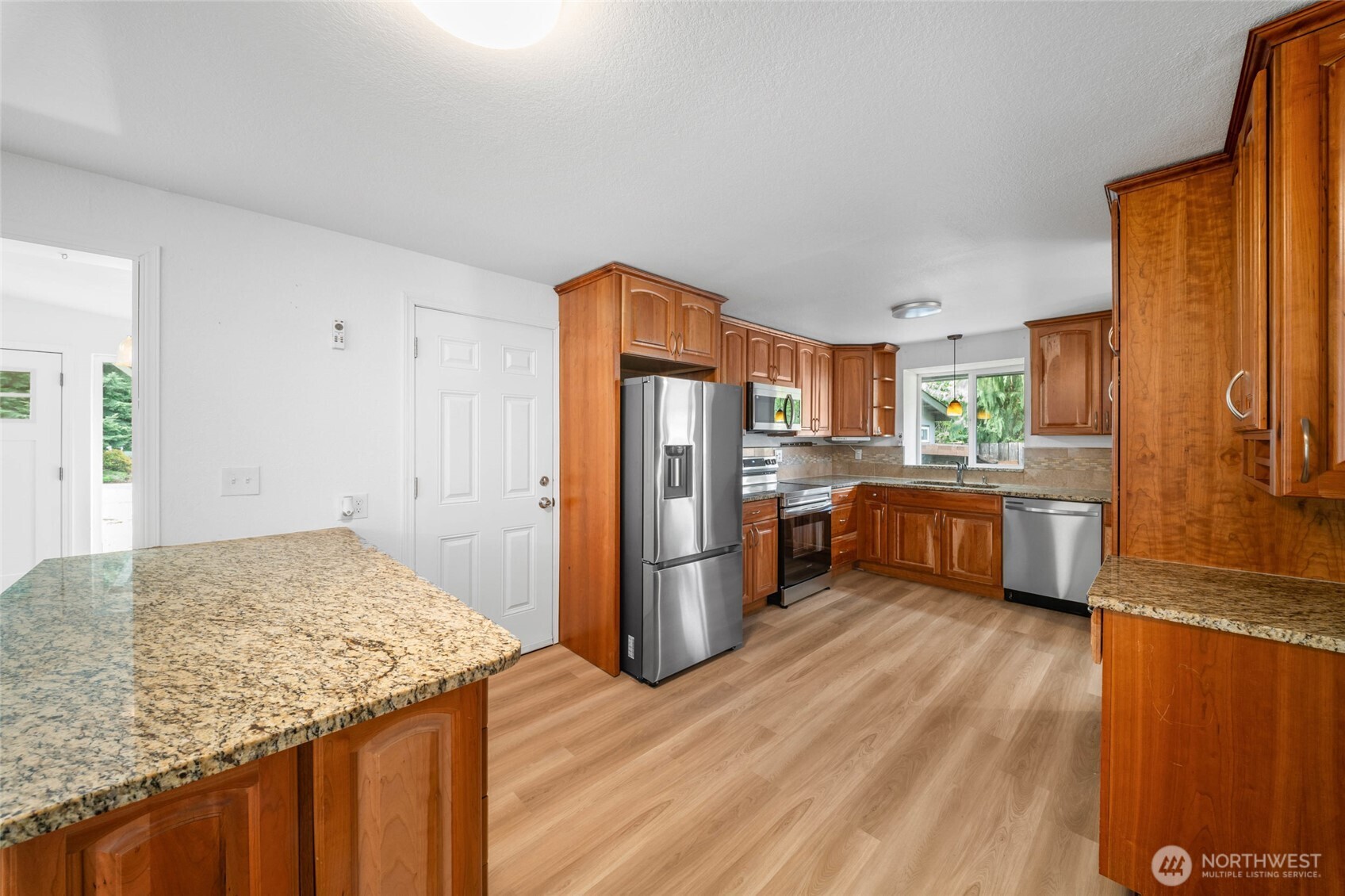 7026 Monaco Drive Property Photo 9