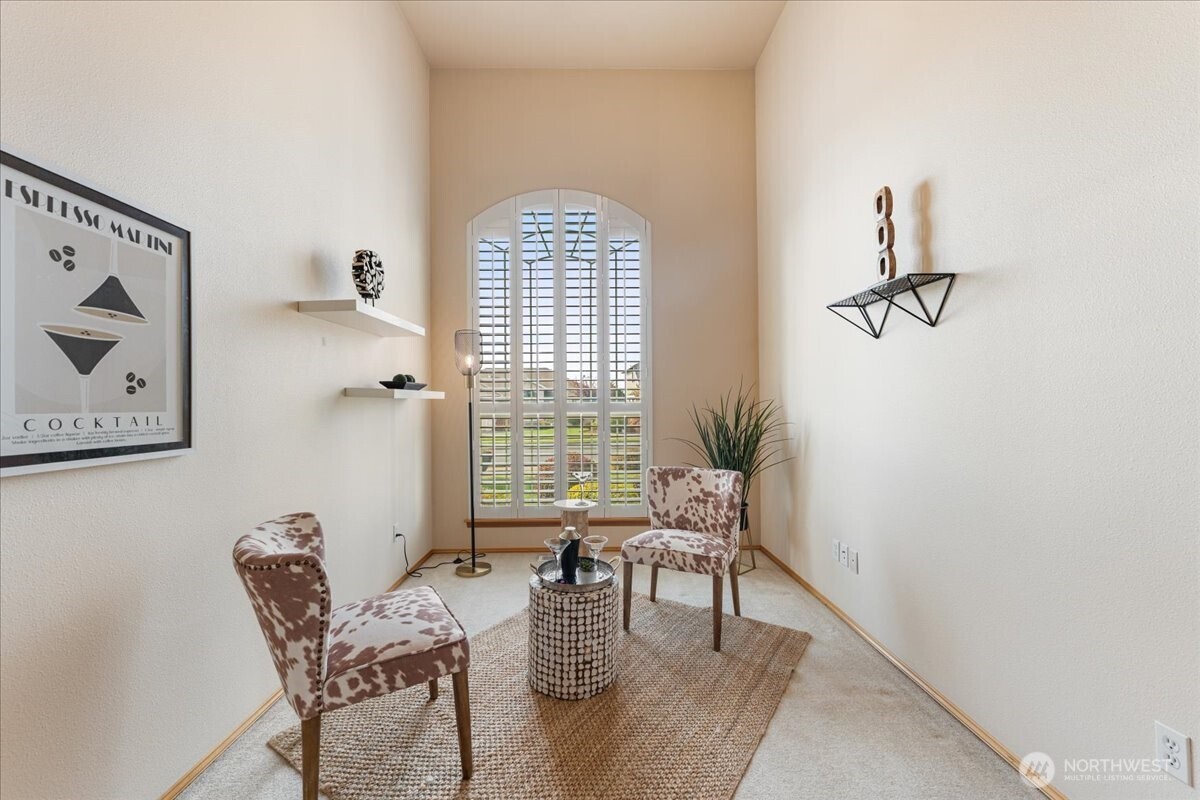 10111 181st Avenue Property Photo 6
