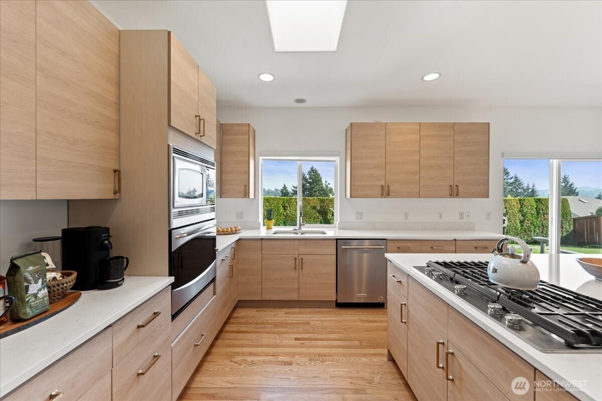 10111 181st Avenue Property Photo 12