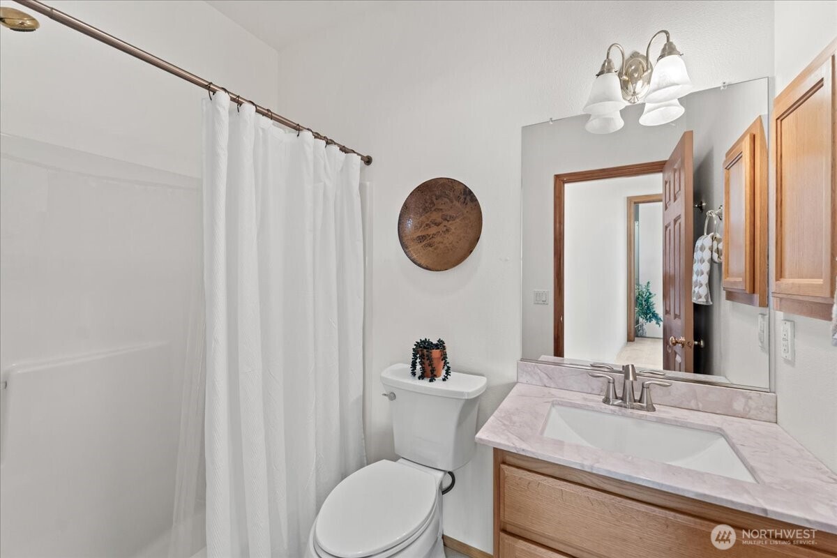 10111 181st Avenue Property Photo 24