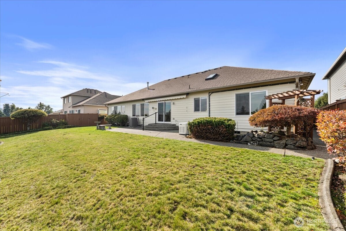 10111 181st Avenue Property Photo 27