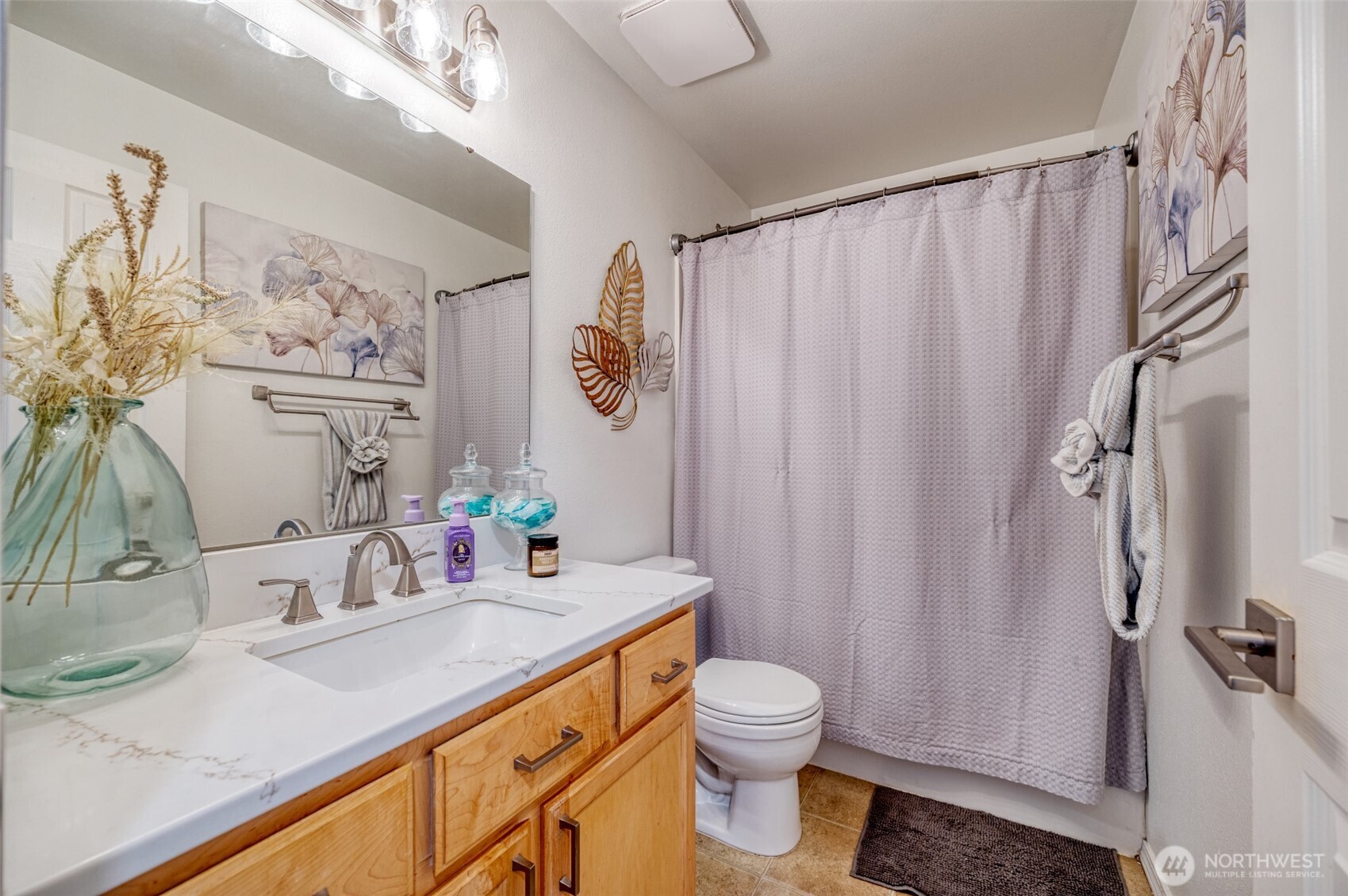 6913 Axis Street Property Photo 21