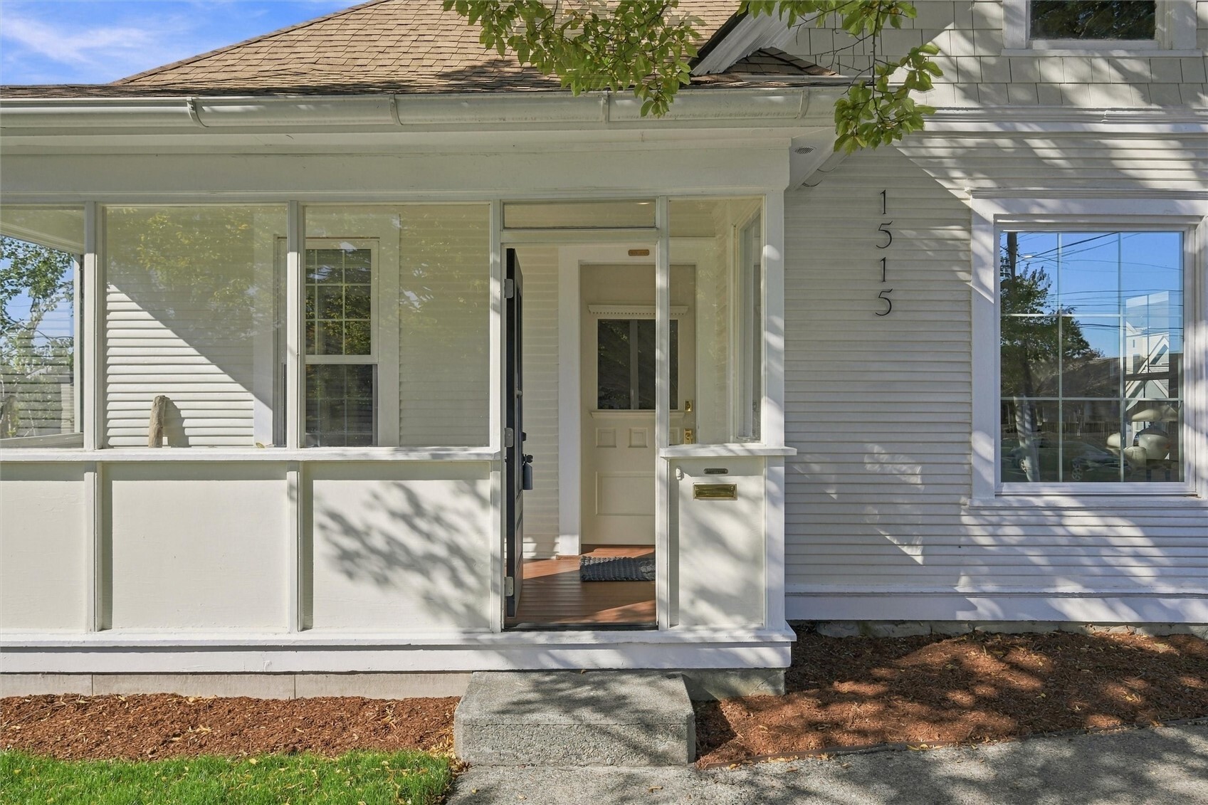 1515 F Street Property Photo 3
