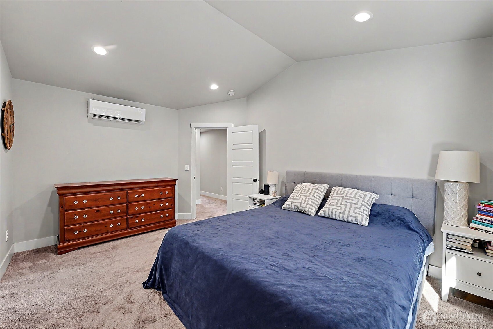 324 123rd Street Property Photo 17