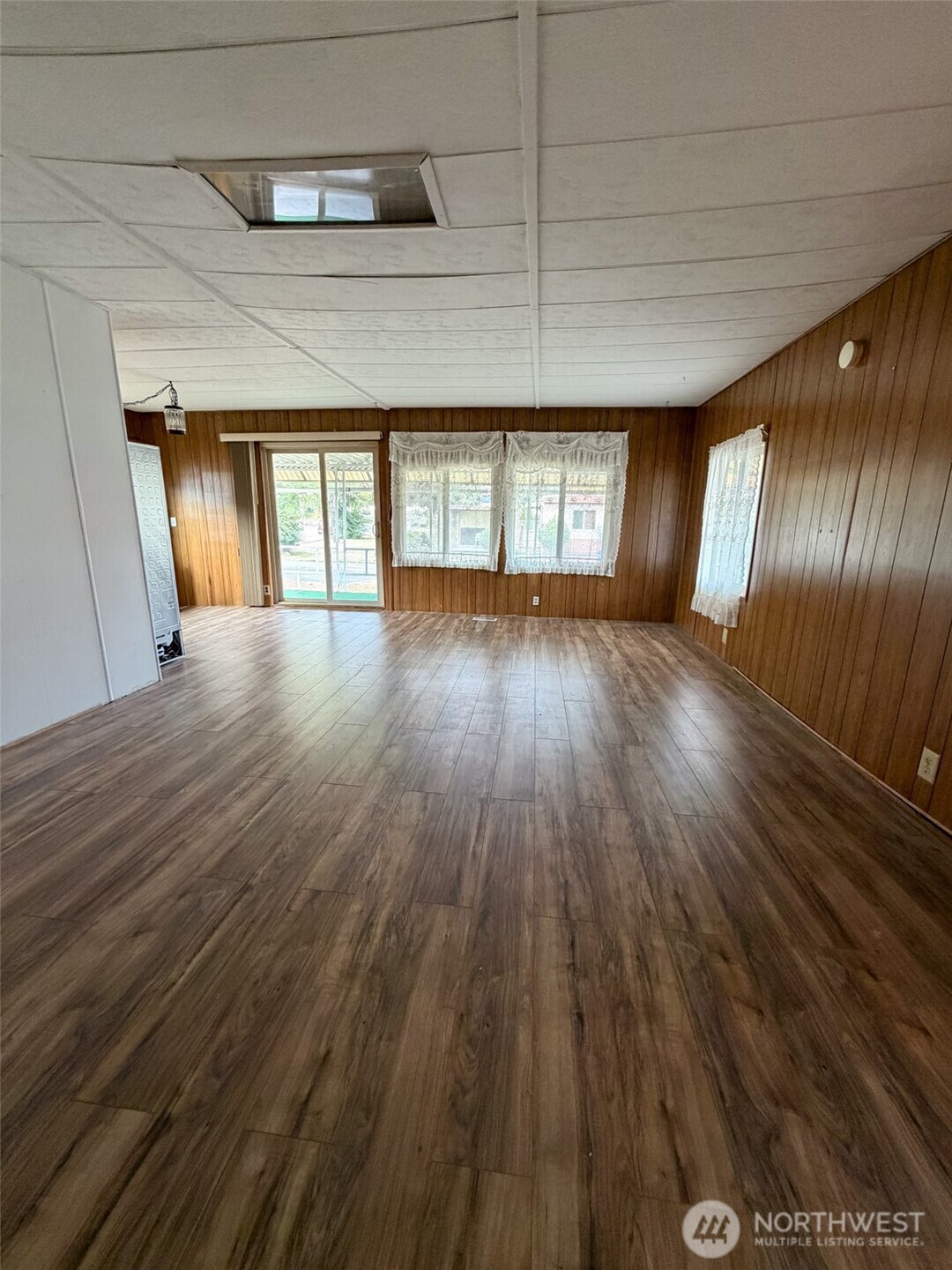 102 194th Street 9 Property Photo 3