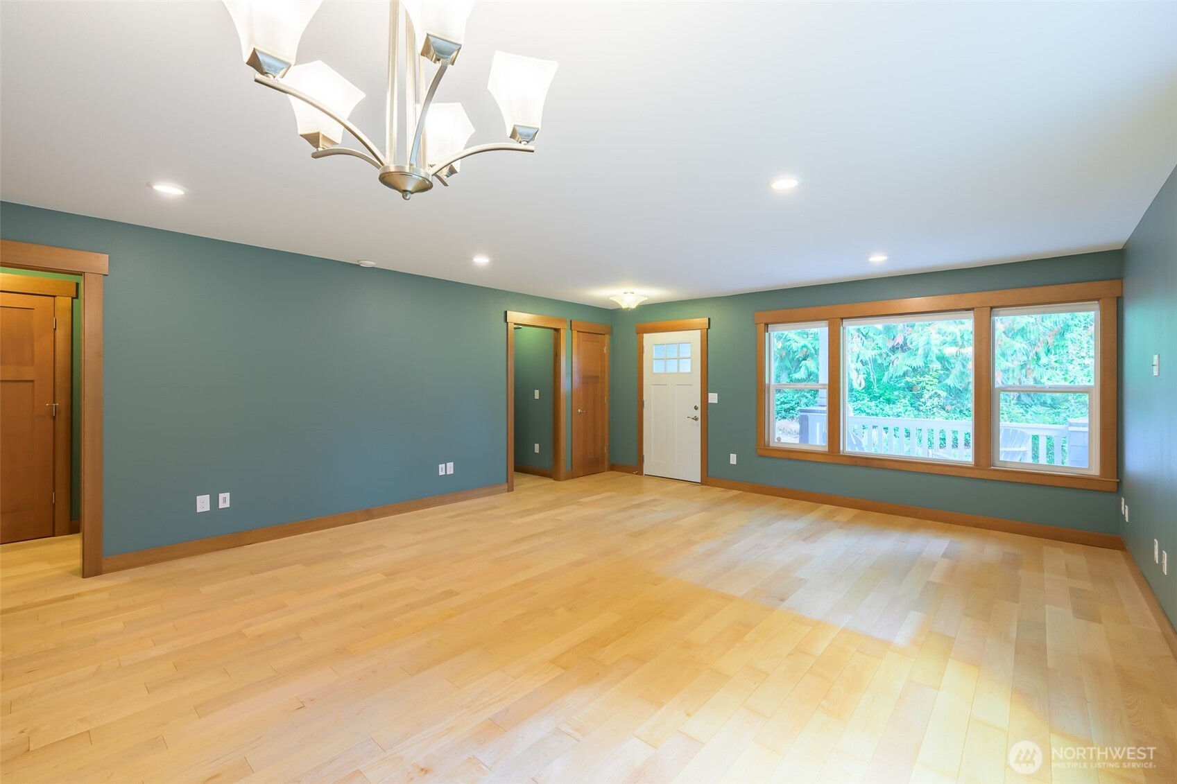 10621 Wilmer Lane Property Photo 11