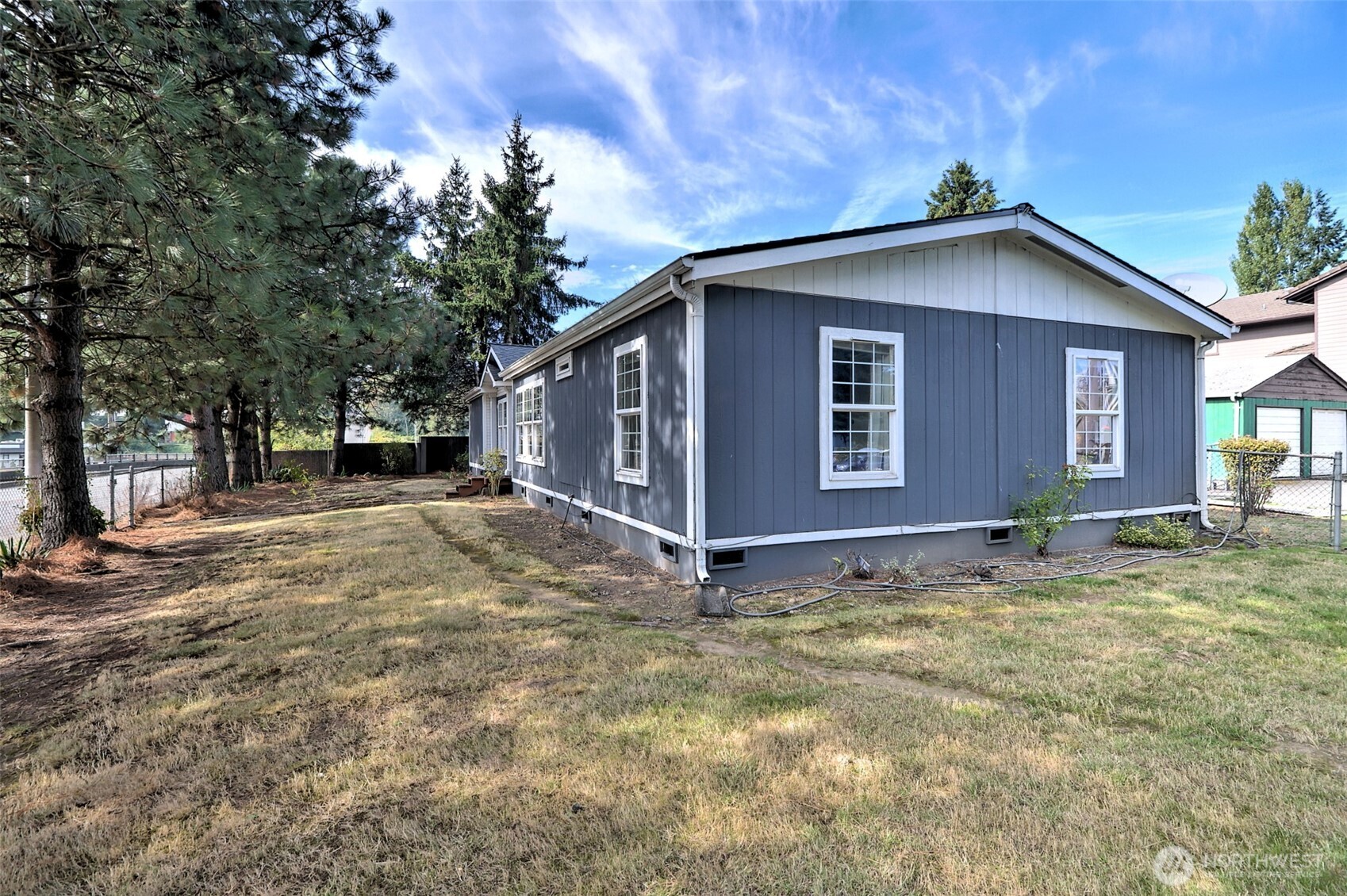 5218 S 144th Street Property Photo 3