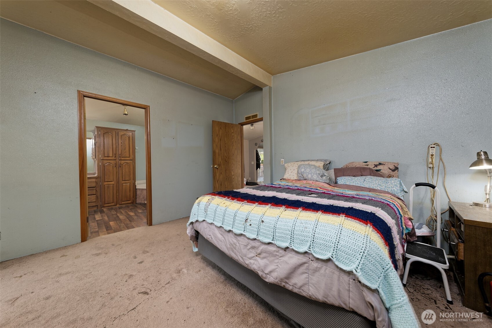 5218 S 144th Street Property Photo 17