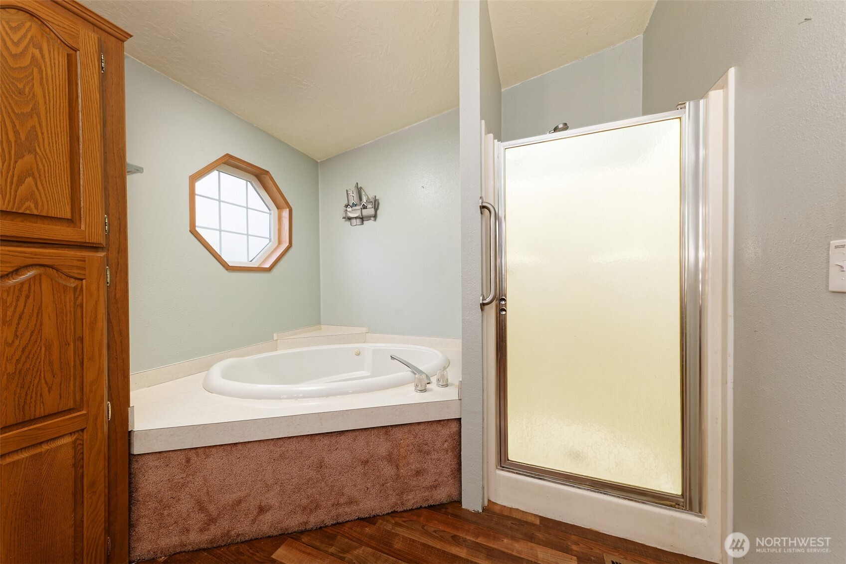 5218 S 144th Street Property Photo 19