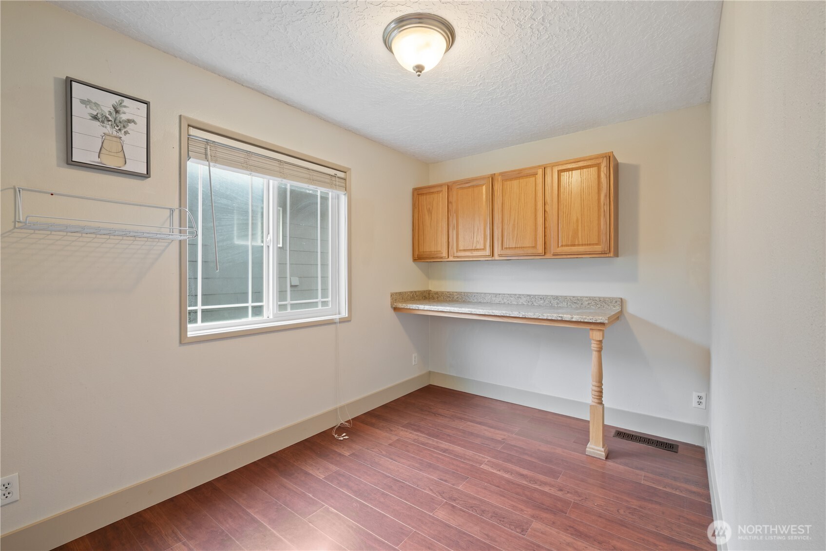 180 Beacon Hill Drive Property Photo 15