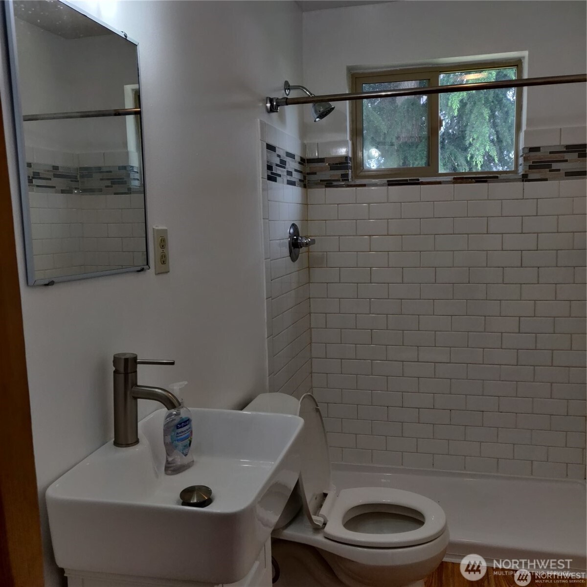6127 S 126th Place Property Photo 7