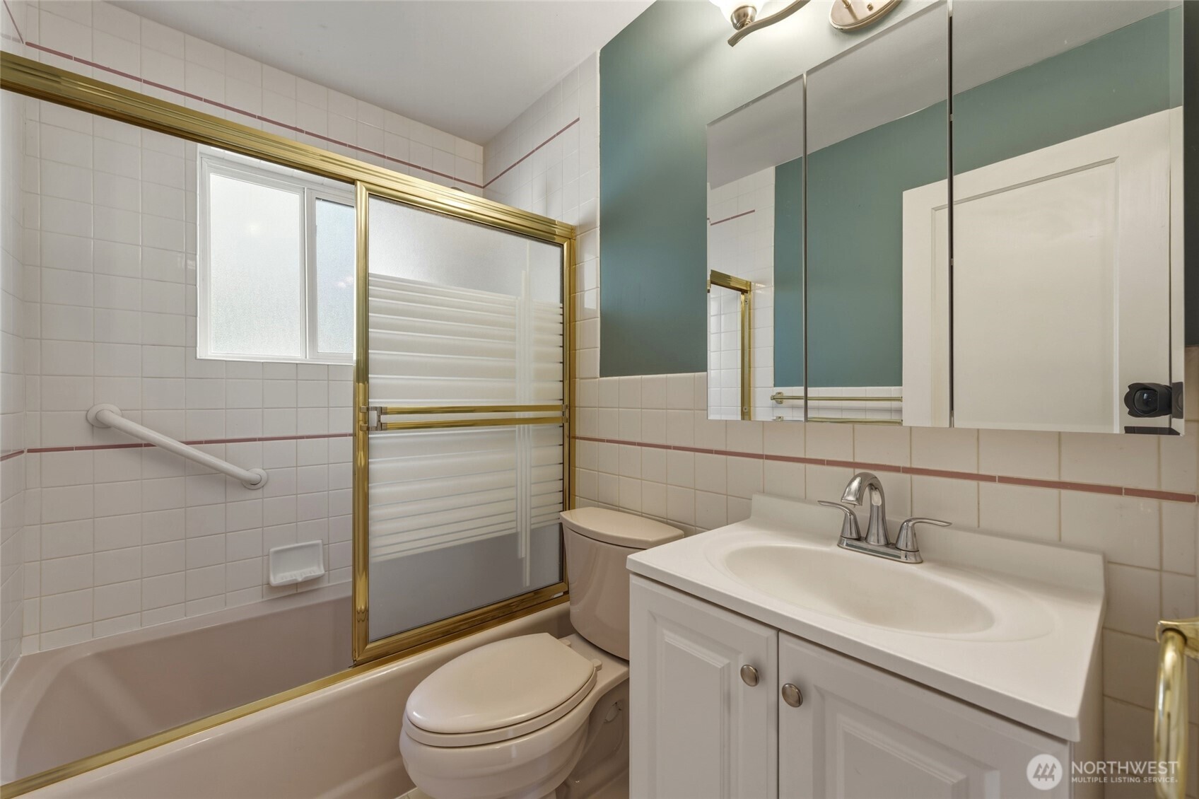 1239 Melrose Property Photo 11