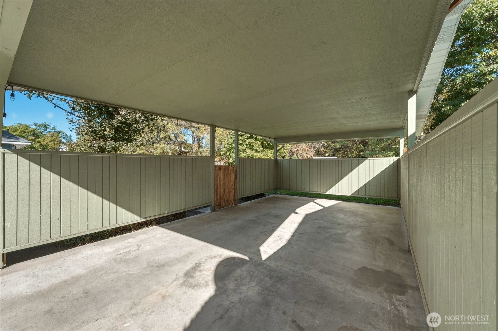 1239 Melrose Property Photo 28