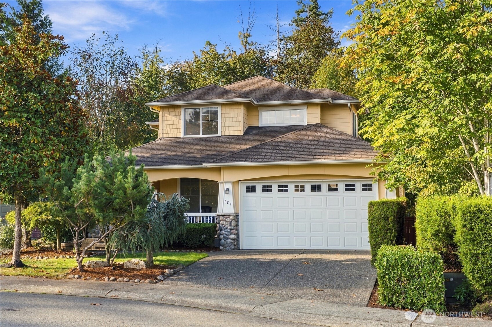 189 241st Place Property Photo 1