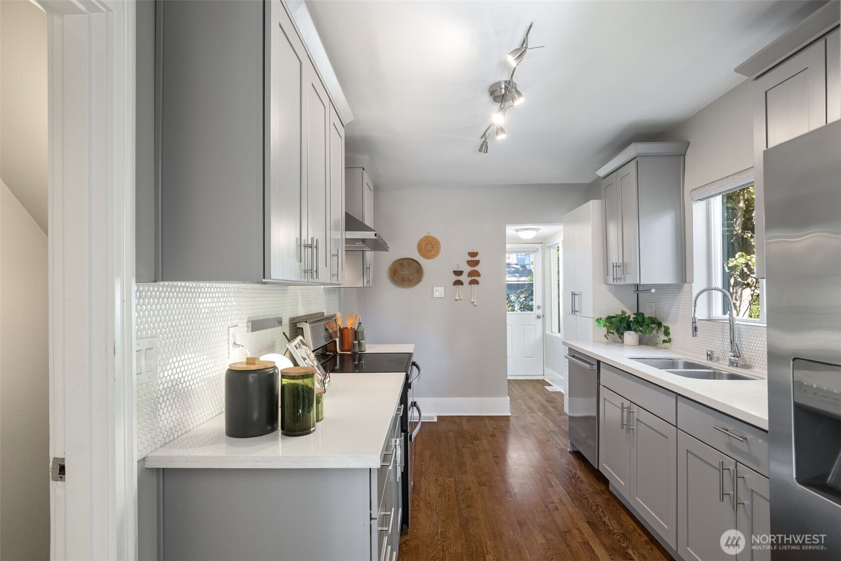 2102 S Spokane Street Property Photo 11