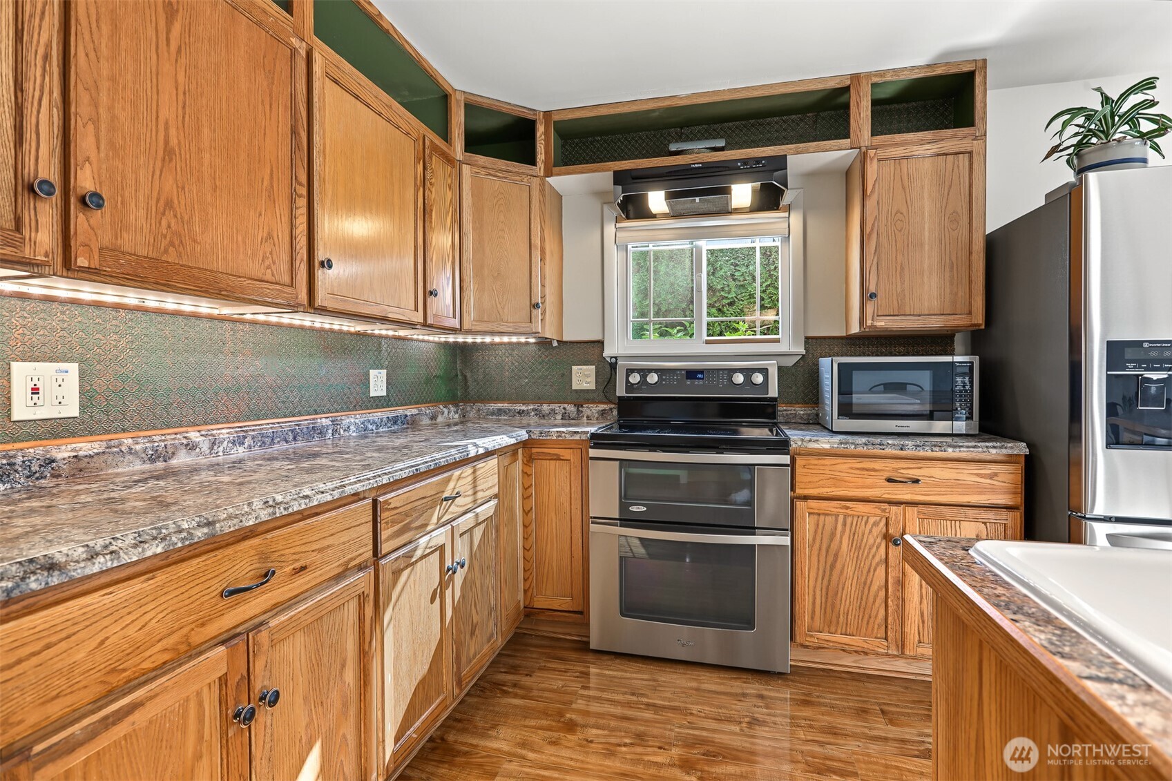 24116 52nd Avenue Property Photo 8