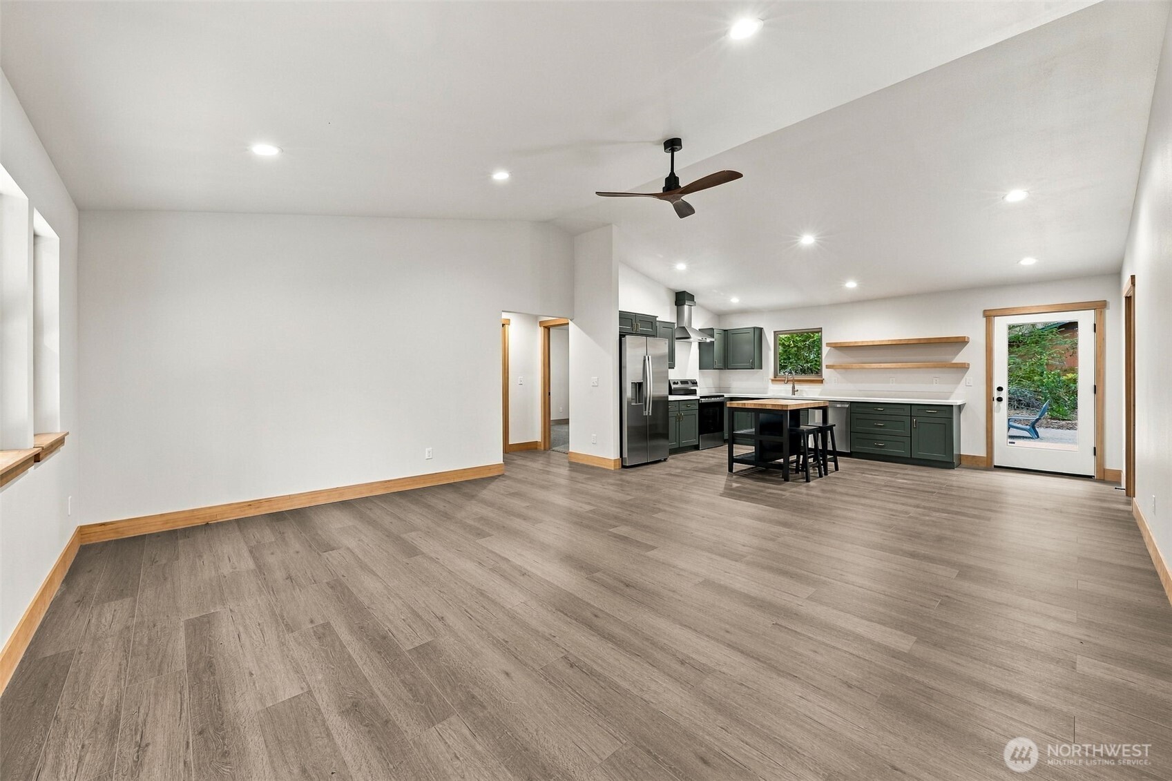 11011 Cascade Place Property Photo 6