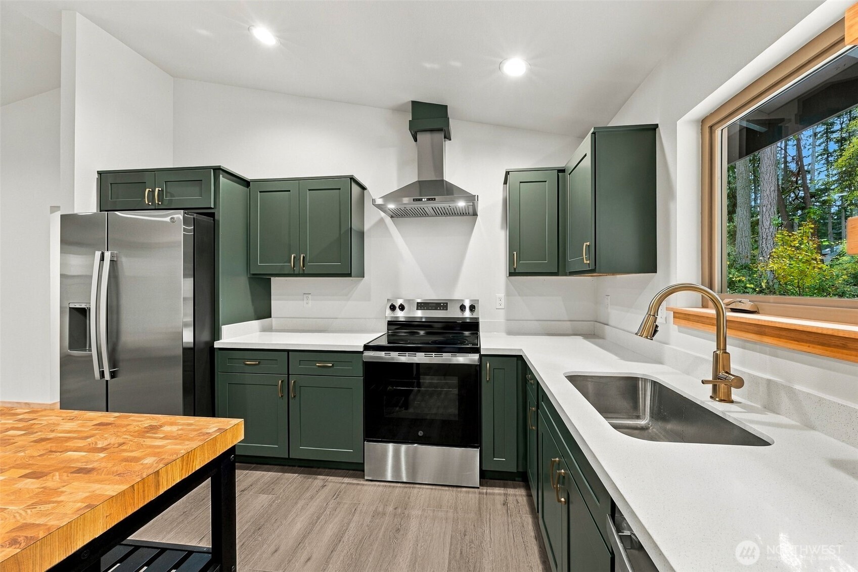 11011 Cascade Place Property Photo 11