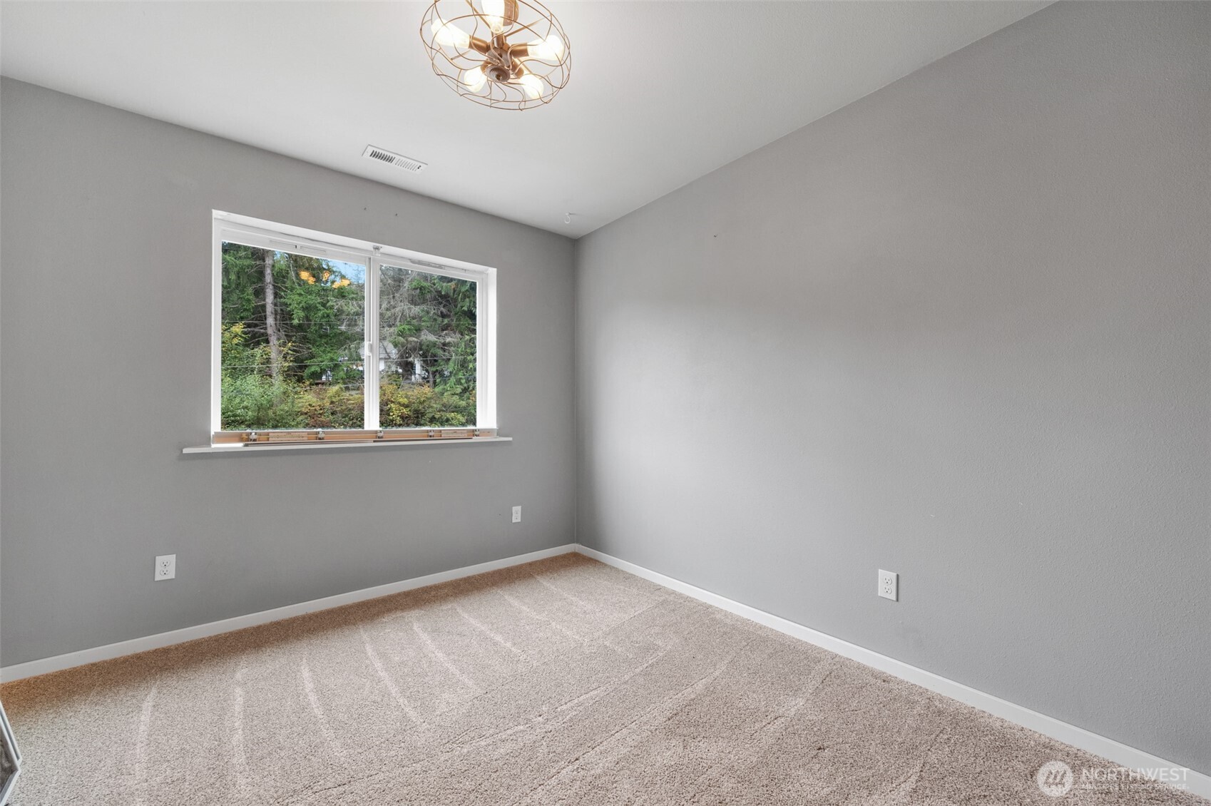 16225 24th Street Property Photo 12
