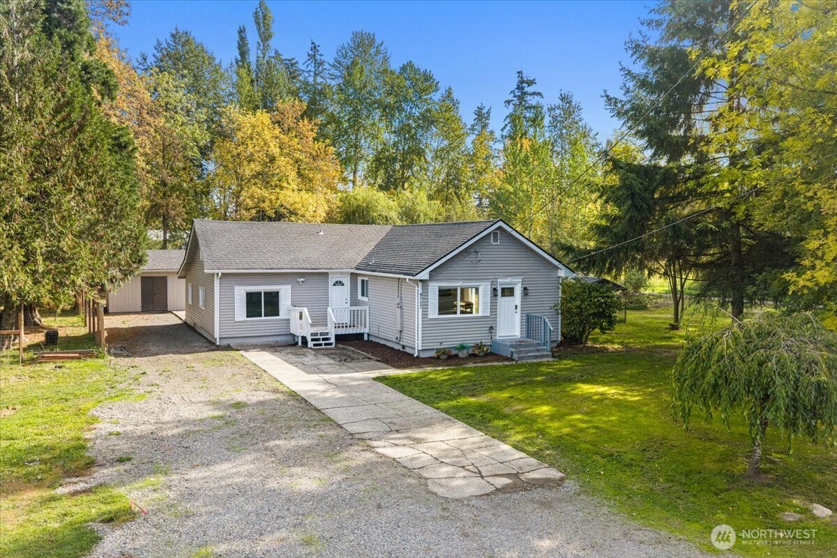 9717 9th Avenue Property Photo 2
