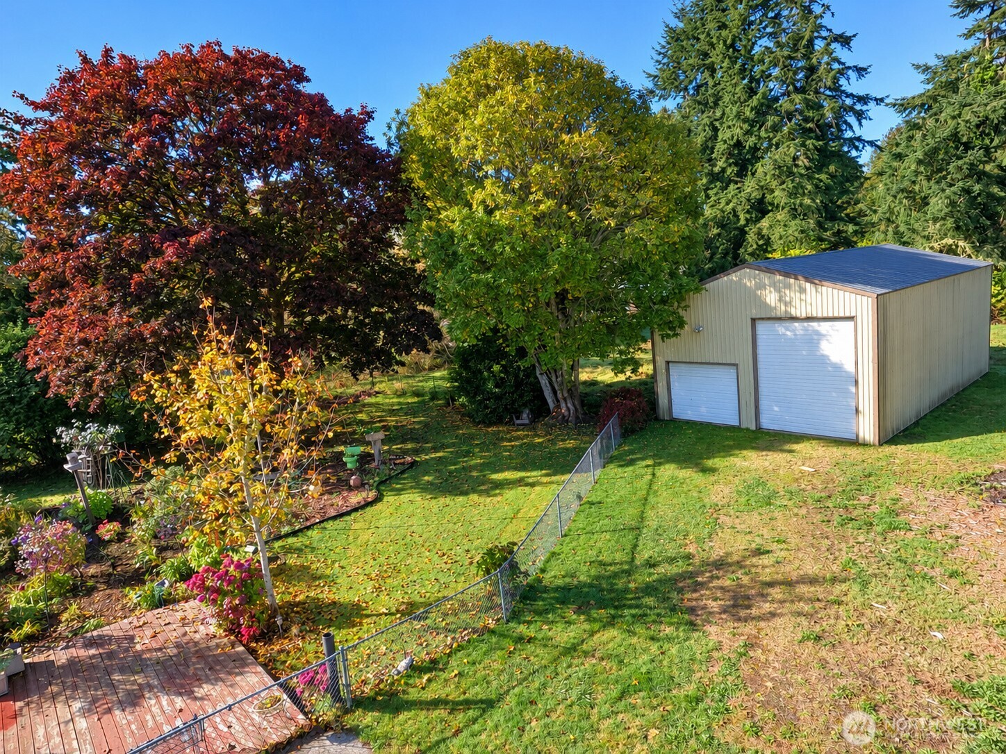 1131 W Schley Street Property Photo 9