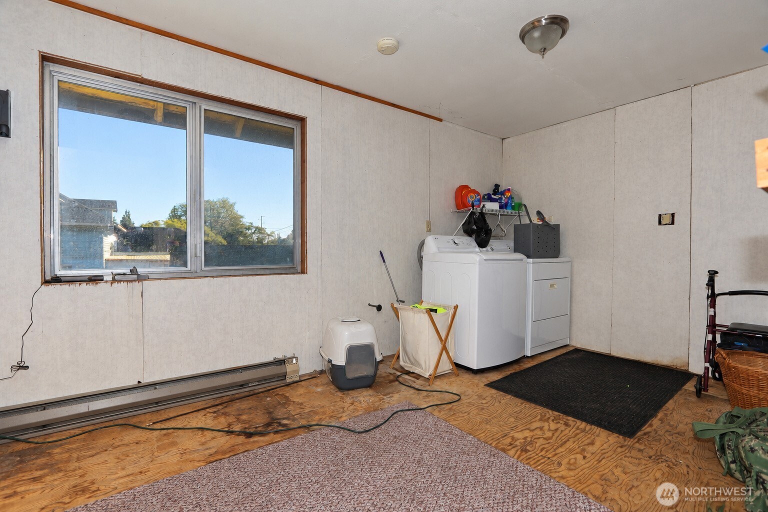 1131 W Schley Street Property Photo 24