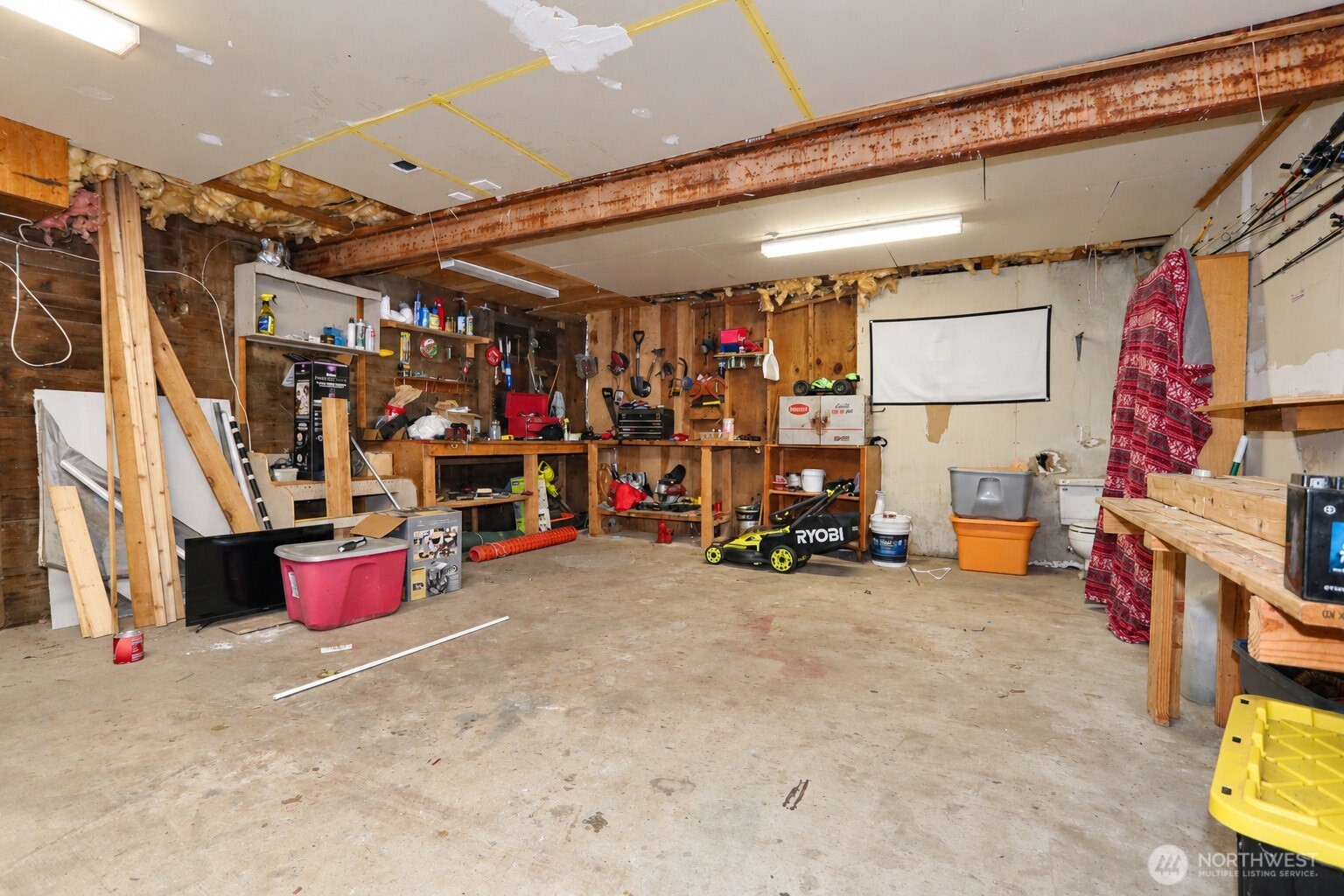 1131 W Schley Street Property Photo 25