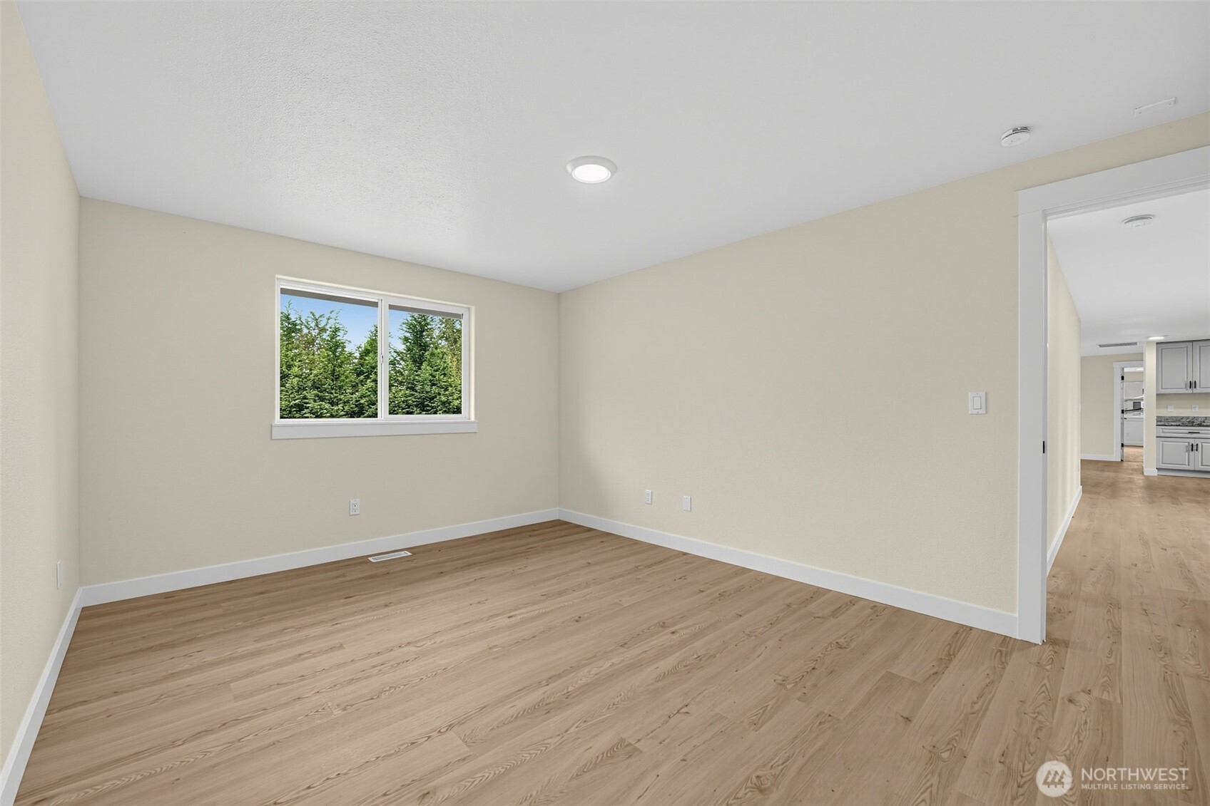 24210 102nd Avenue Ct Property Photo 4