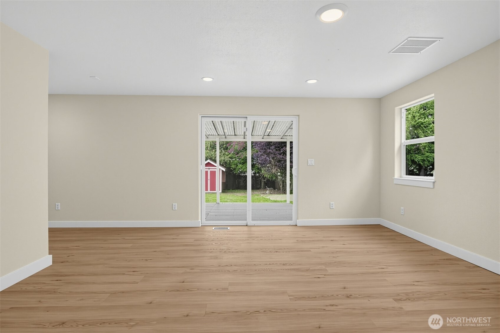 24210 102nd Avenue Ct Property Photo 5
