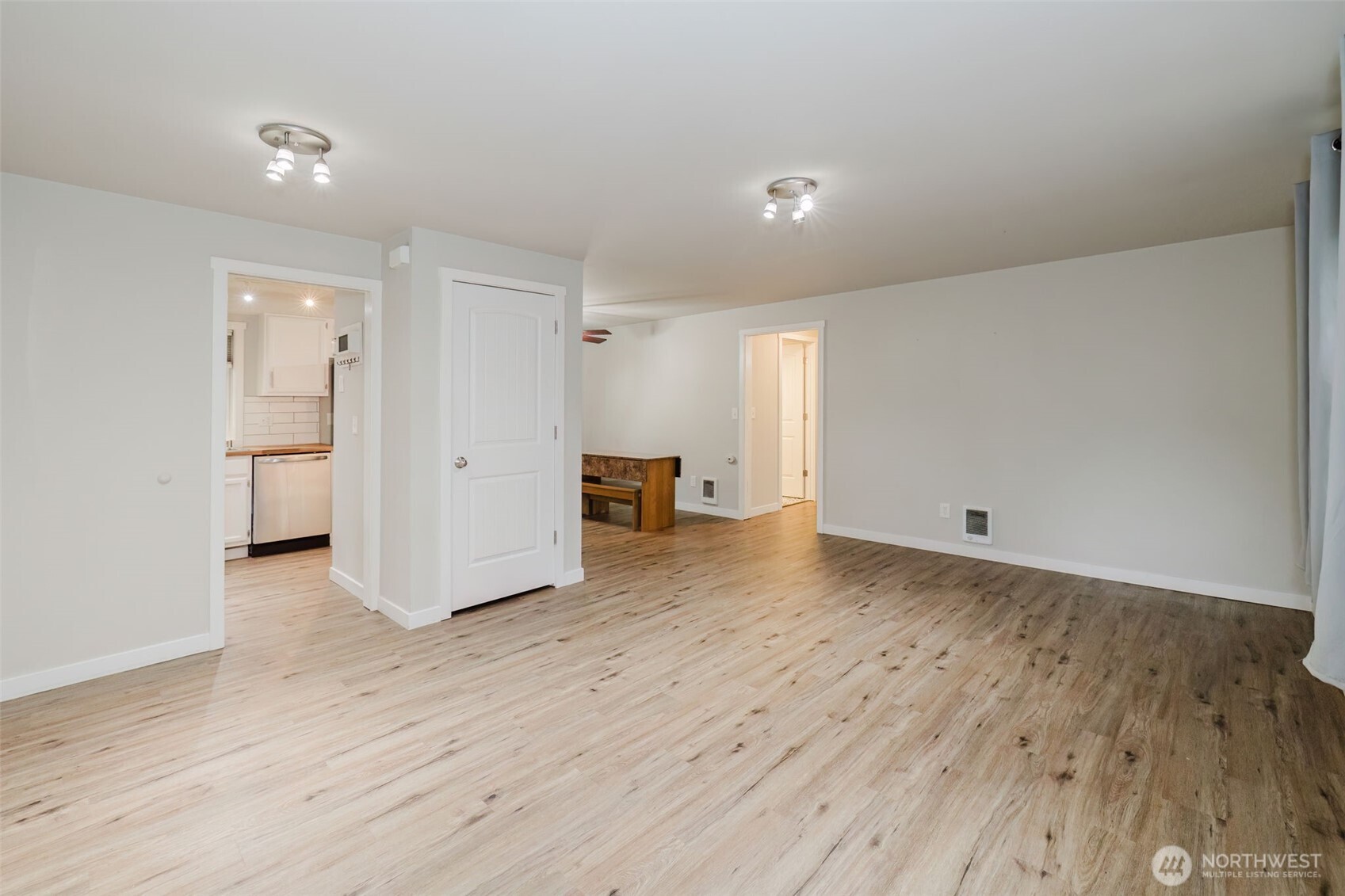310 E Road Of Tralee Property Photo 5