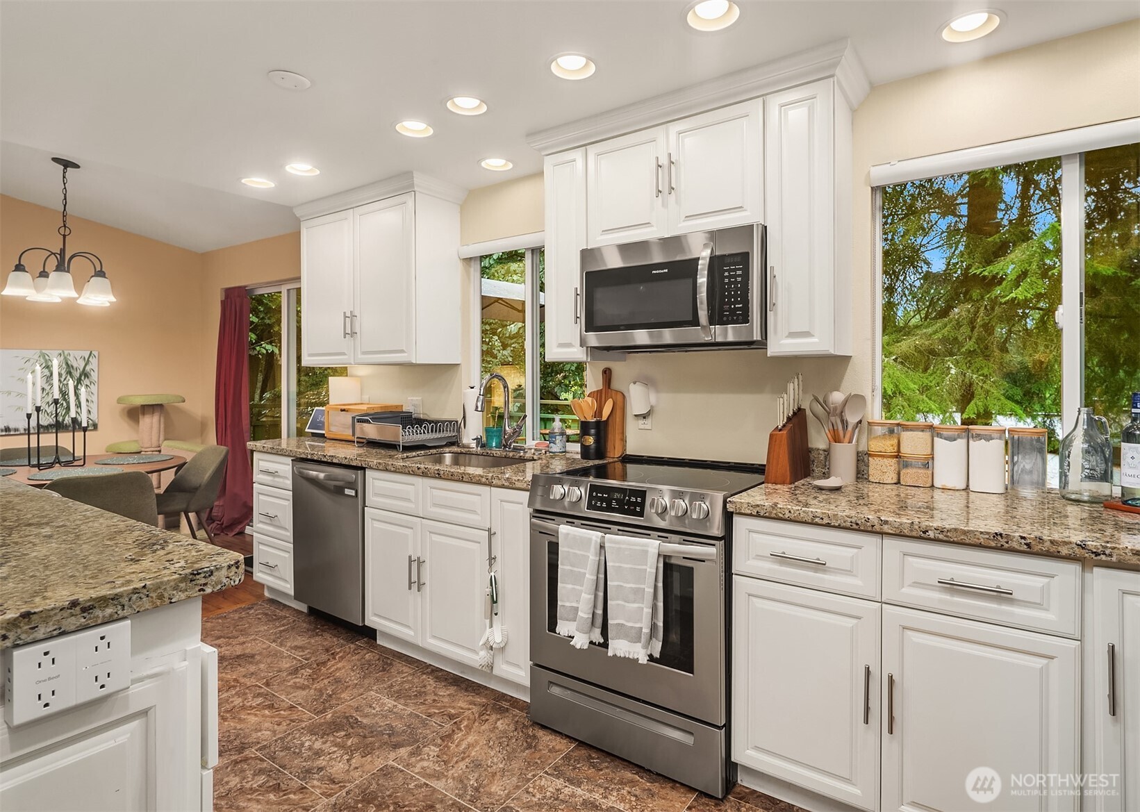 14622 57th Place Property Photo 10