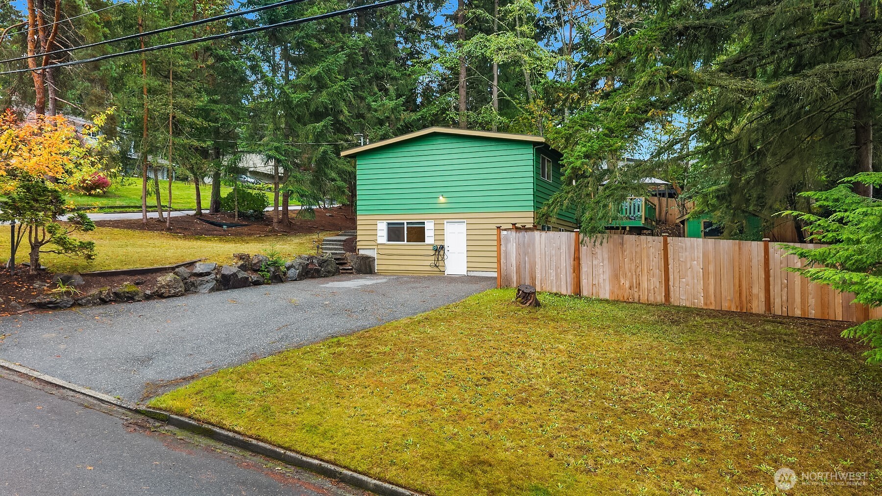 14622 57th Place Property Photo 27