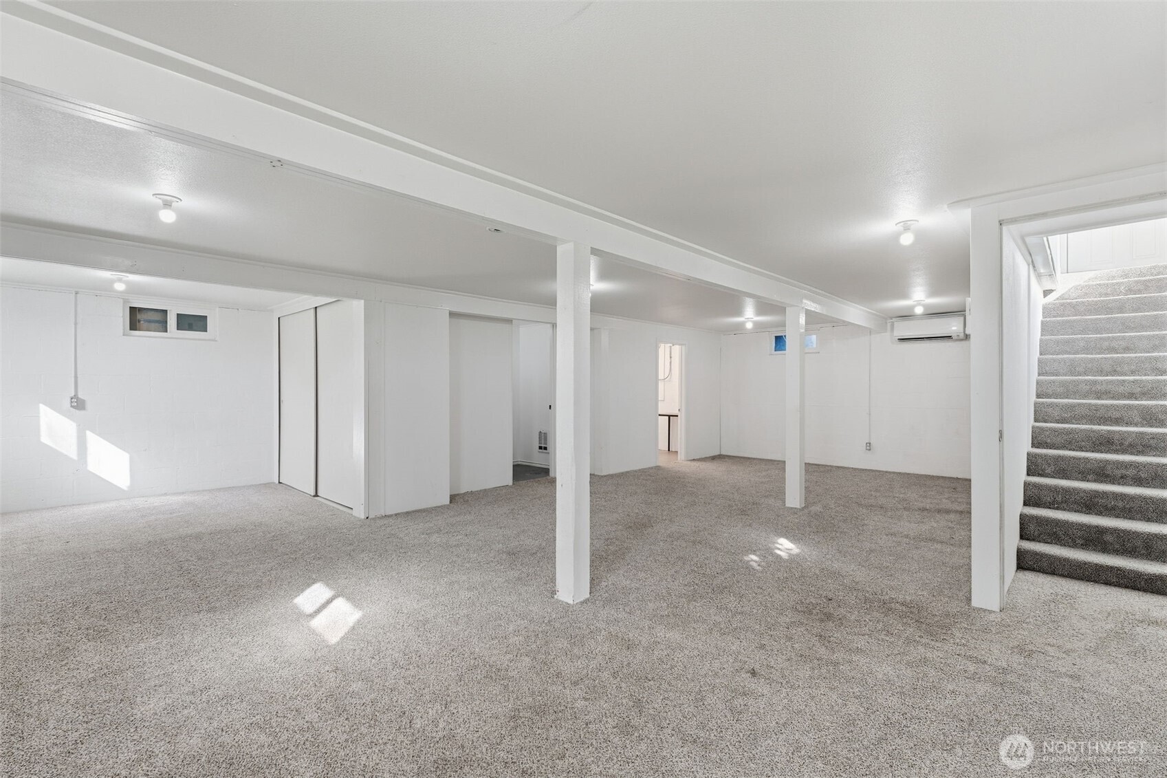 801 Willard Avenue Property Photo 8