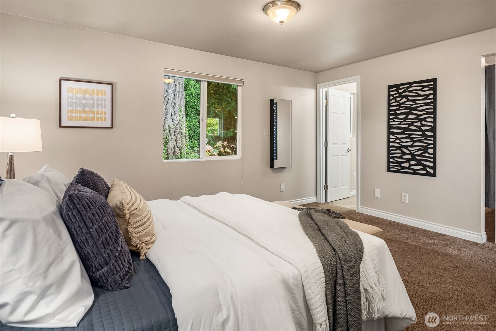 12824 141st Place Property Photo 16