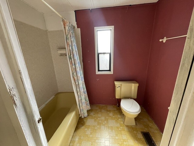 3832 164th Street 16 Property Photo 8