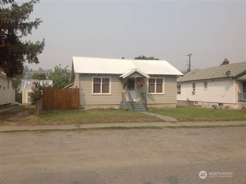 310 S Birch Street Property Photo 1