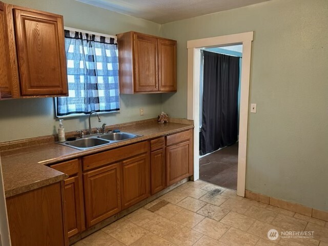310 S Birch Street Property Photo 2