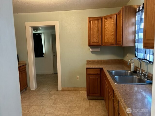 310 S Birch Street Property Photo 4