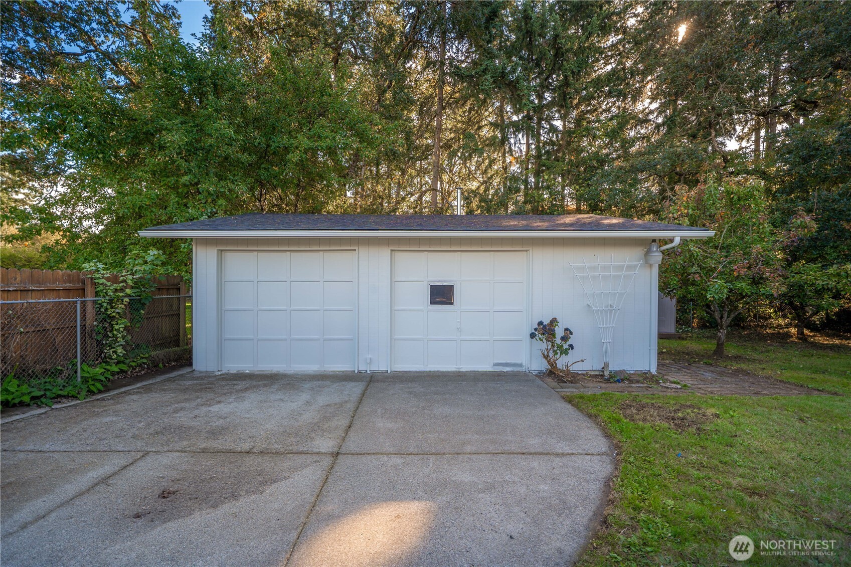 1008 151st Street Property Photo 4