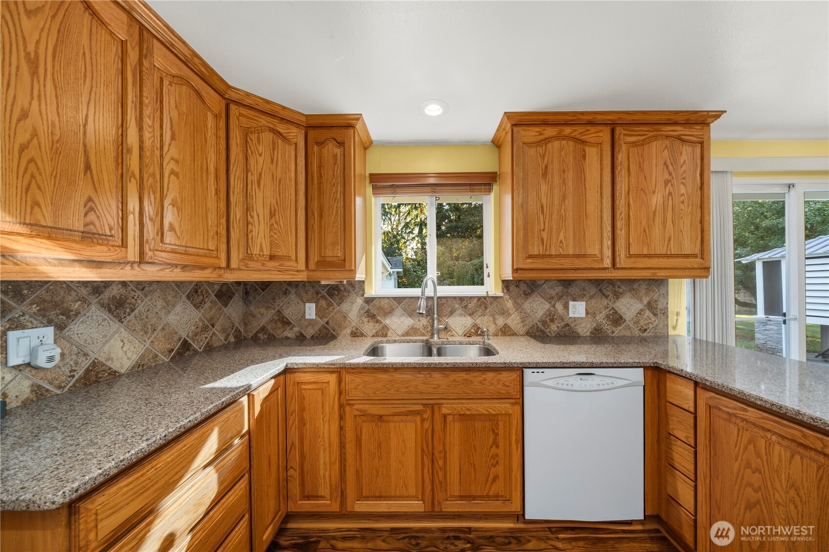 1008 151st Street Property Photo 12