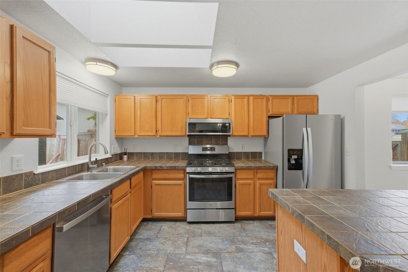 1309 Scarlet Oak Drive Property Photo 8