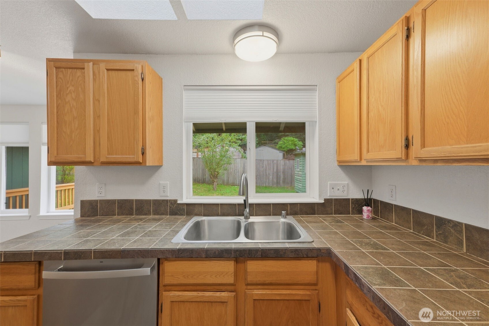 1309 Scarlet Oak Drive Property Photo 9