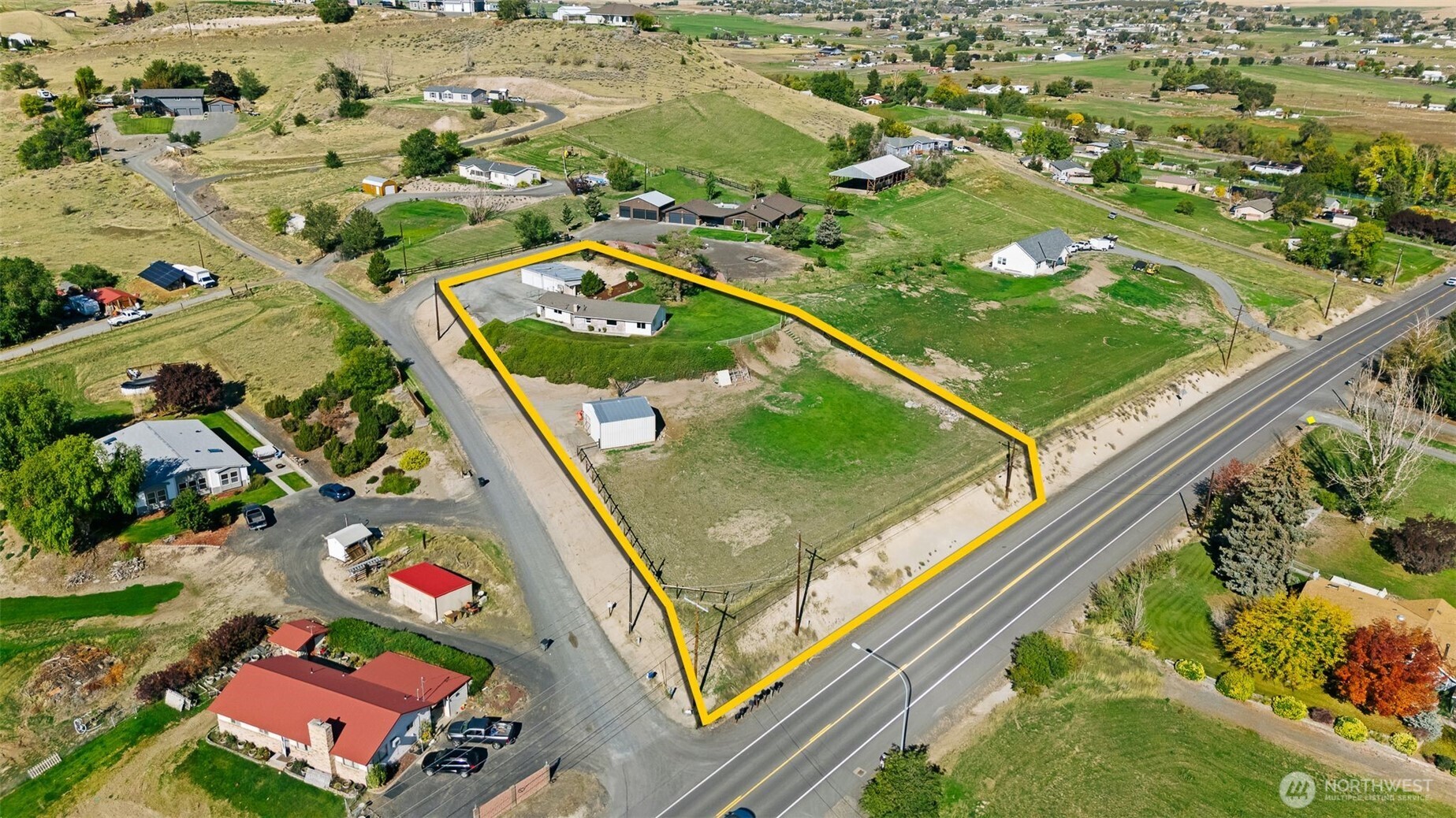 3670 N Wenas Property Photo 6